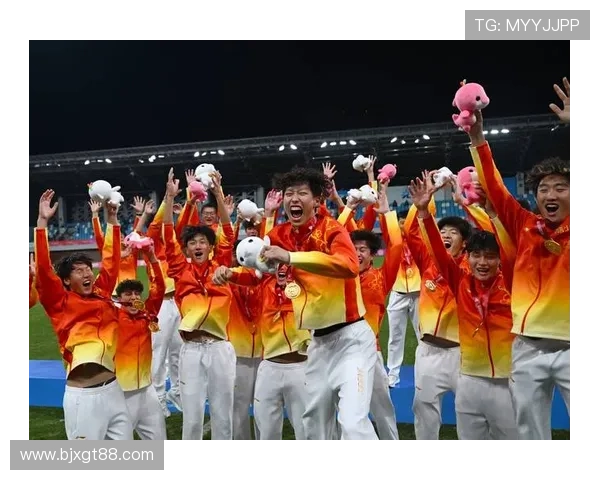 全运会特别报道：武汉足球队从青涩到辉煌的成长历程与奋斗精神